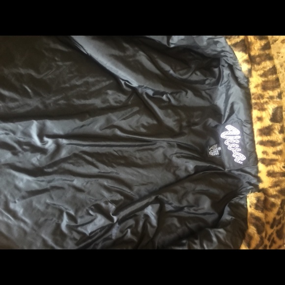Jacket - Picture 3 of 3